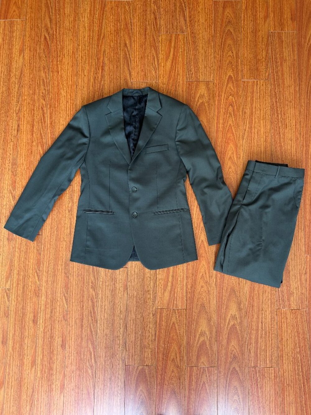 40R Yaly Cotoure Forest Green Gray Slim fit Suit (with measurements)